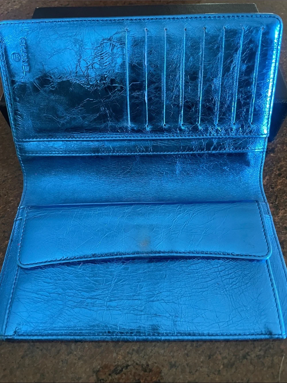 CHANEL Metallic Blue Bow Convertible  wallet/ Clutch - Picture 3 of 6